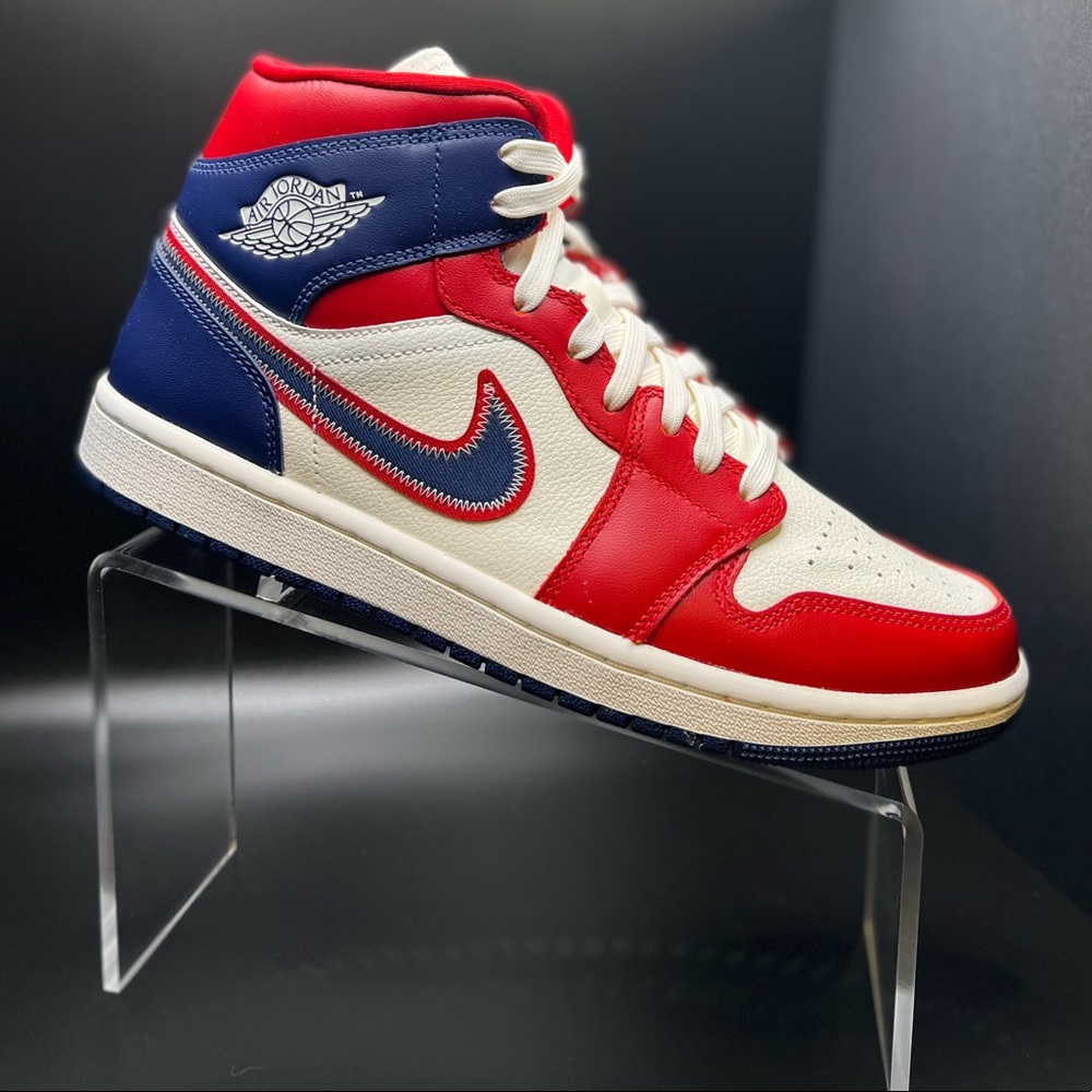 Air Jordan 1 Mid